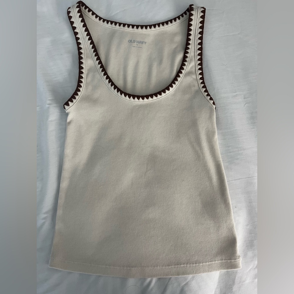 Old Navy Cream Ribbed Sleeveless Tank Top